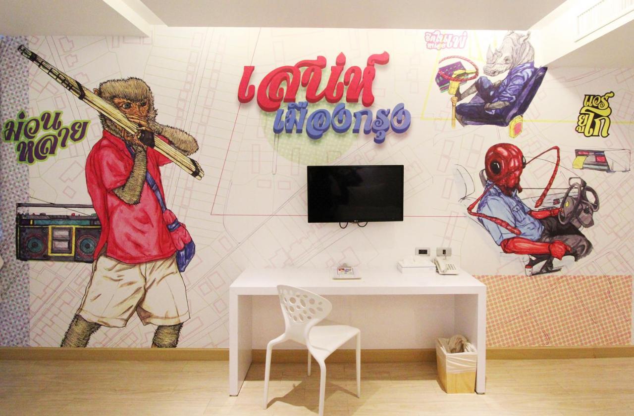 Beat Hotel Bangkok Bagian luar foto
