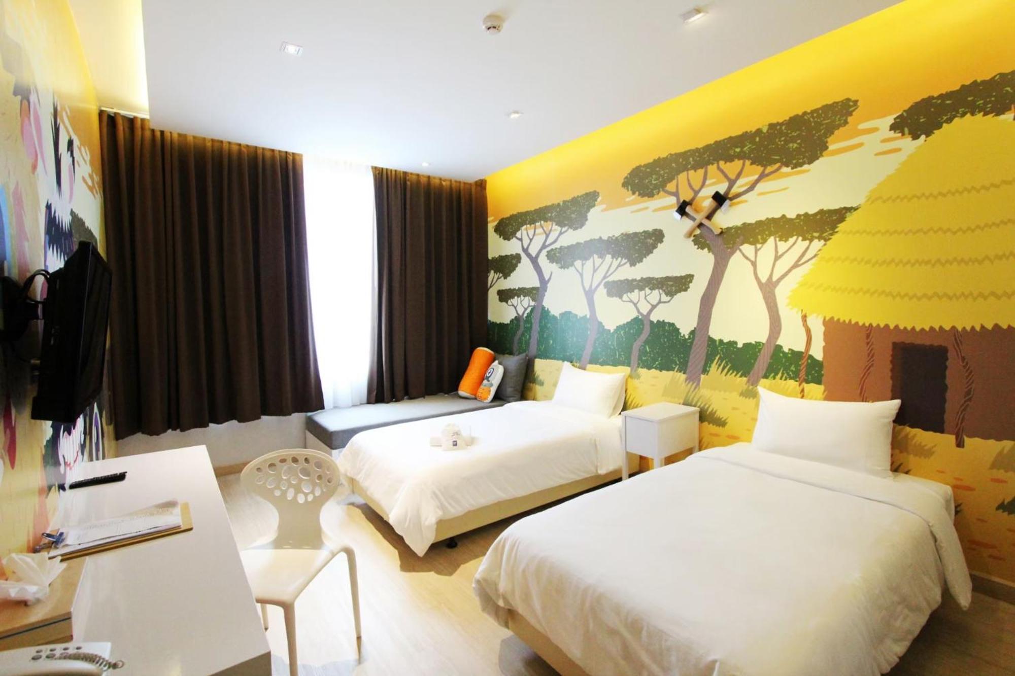 Beat Hotel Bangkok Bagian luar foto